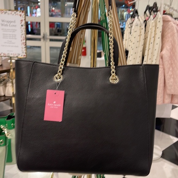 Kate Spade Infinite Large Triple Compartment Tote
COLOR:
Black - Picture 7 of 16